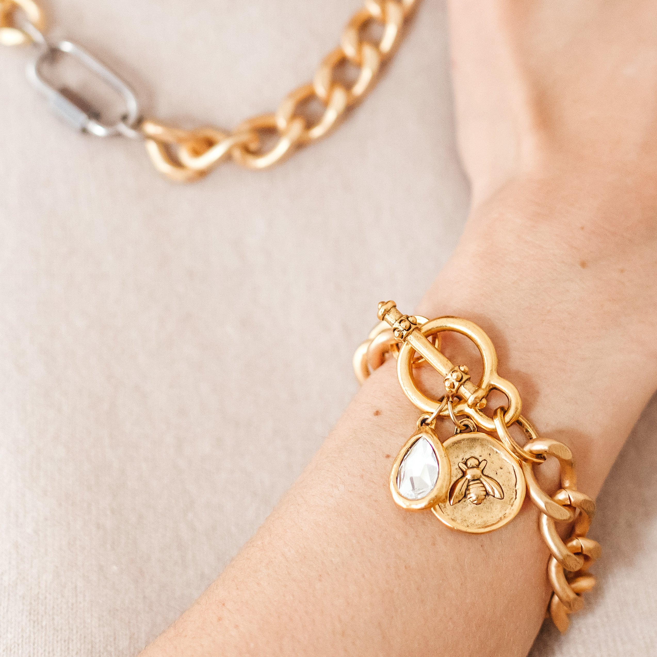 Heart Charms Bracelet, Gold Heart Bracelet, Gold Chunky Bracelet, Big Gold  Bracelet, Retro Style Bracelet, Aesthetic Jewelry - Etsy